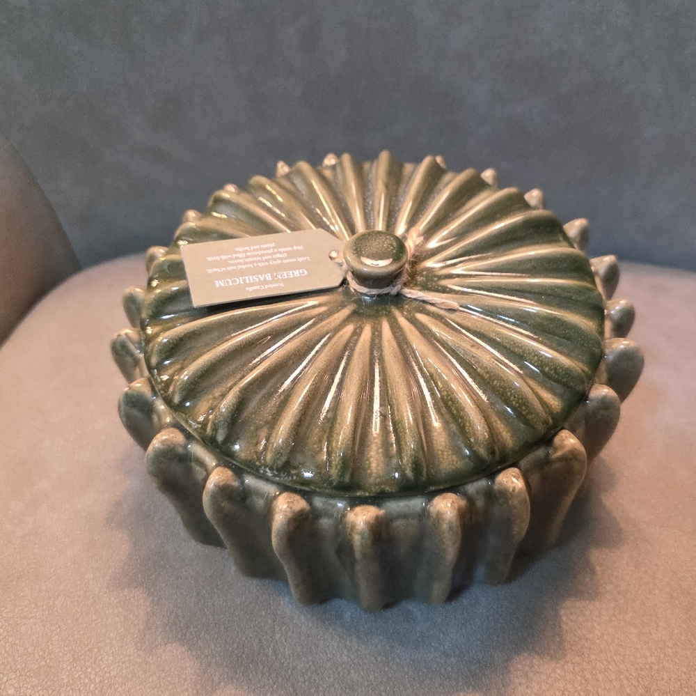 H & M Home Green Ceramic Lidded Dish Fluted Khaki Green Stoneware Holder